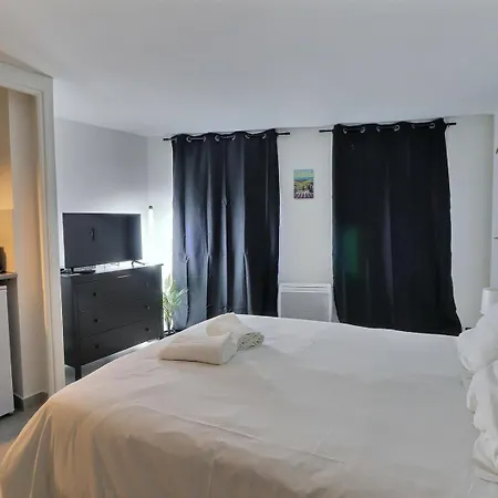 Studio Equipe Coeur De Pithou 2 Mon Groom Apartamento *